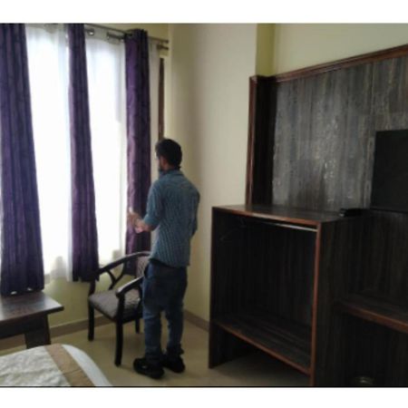 Hotel Super Mall Residency, Mussoorie Ngoại thất bức ảnh
