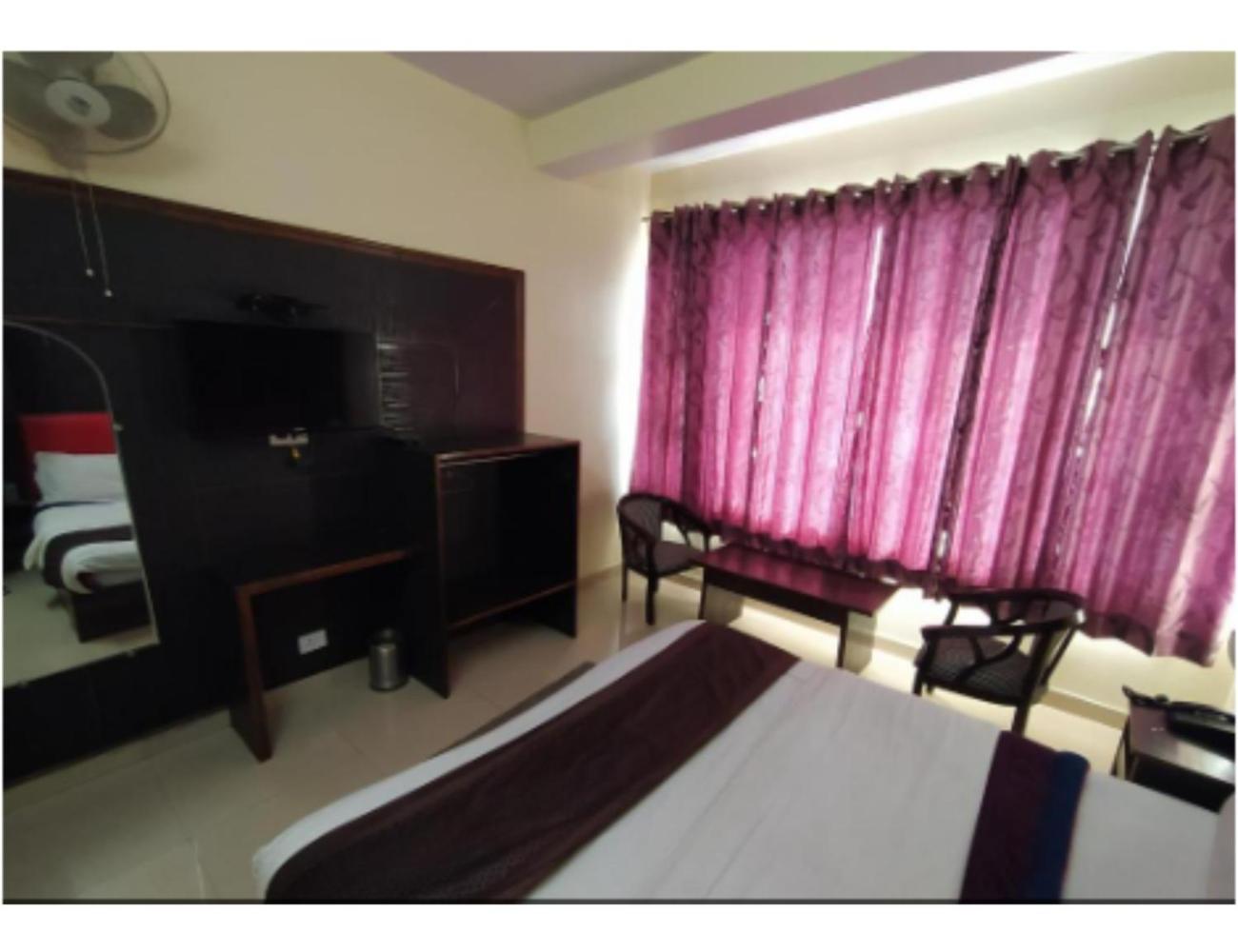 Hotel Super Mall Residency, Mussoorie Ngoại thất bức ảnh