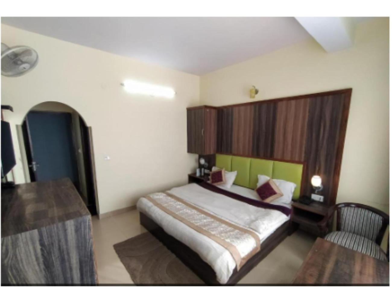 Hotel Super Mall Residency, Mussoorie Ngoại thất bức ảnh